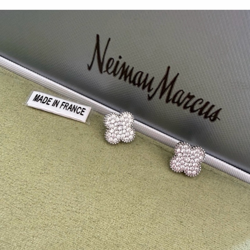 Vintage Clover Earrings 18k white gold $1,997